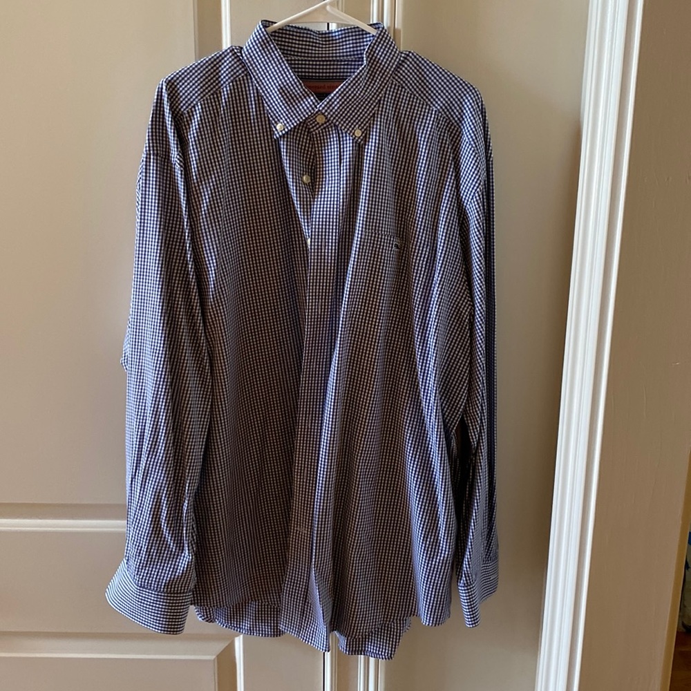 Vineyard Vines XXL blue and white checked